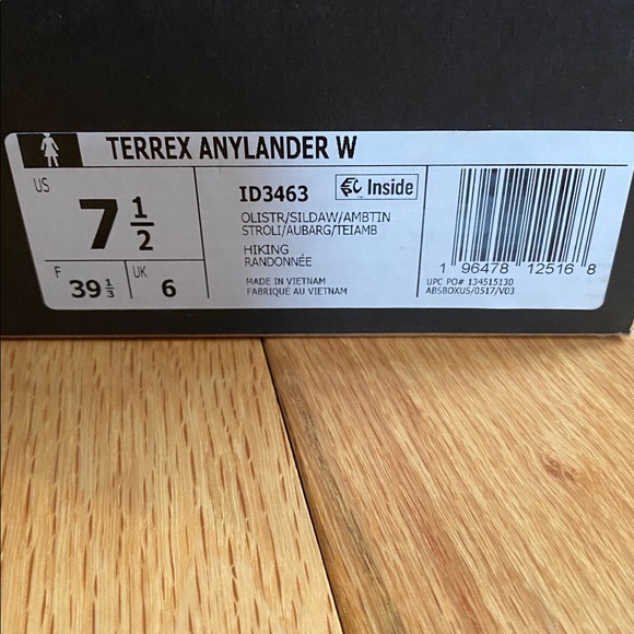 Adidas Terrex Size 7.5 - Picture 2 of 7